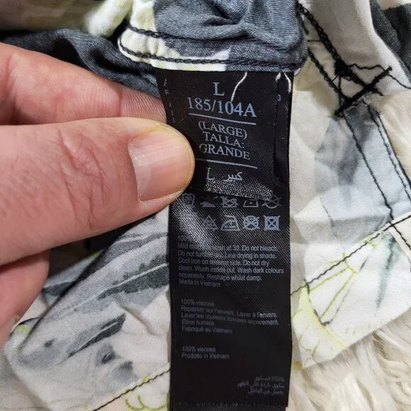 ALLSAINTS Soaring Short Sleeve Shirt Nature Praint | Size Large - Picture 7 of 15